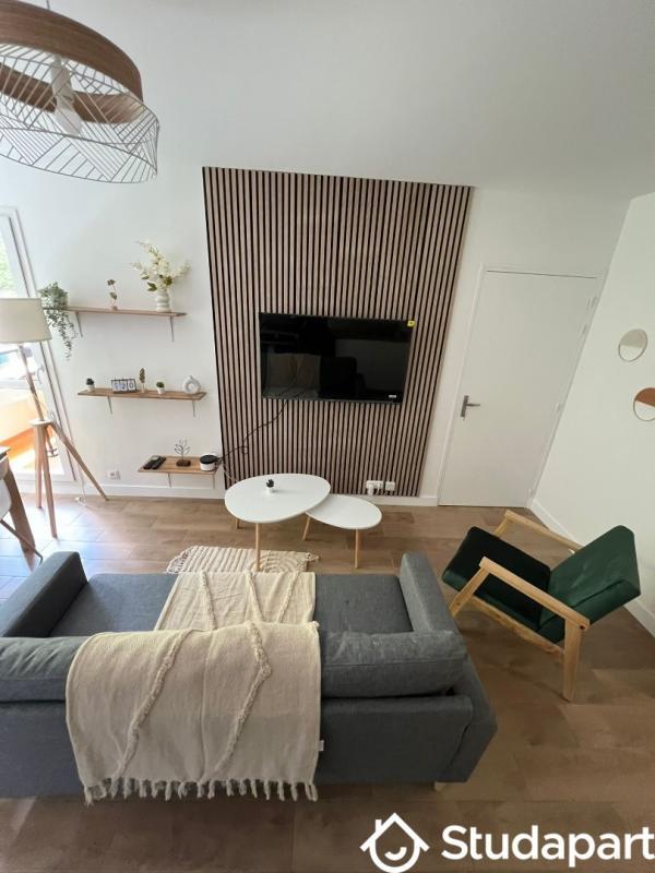 Chambre - 9 m² - 1 pièce