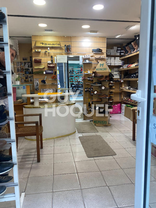 Local d'activité / Entrepôt - 38 m²