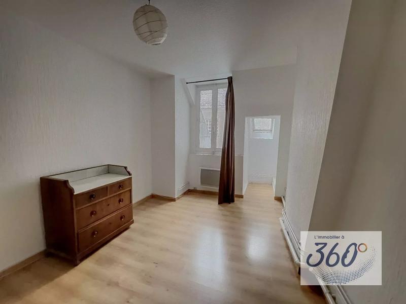 Appartement - 107 m² - 4 pièces