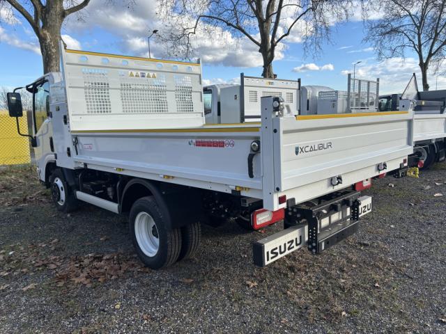 Isuzu M27 Gen 2 3.0l 150ch Bvm Benne Acier Cabreta + Coffre Mi Hauteur + Panier