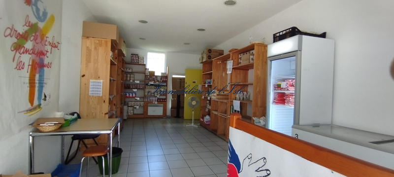 Maison - 285 m² - 11 pièces