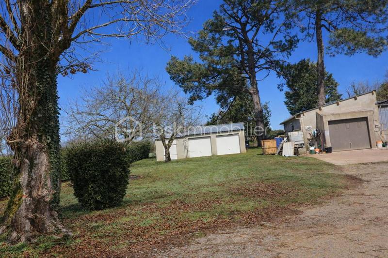 Demeure - 125 m² - 6 pièces