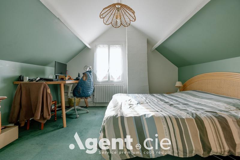 Maison - 184 m² - 7 pièces