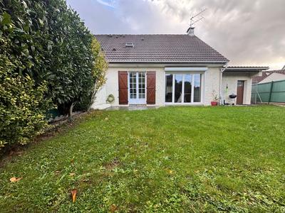 Maison - 96 m² - 5 pièces