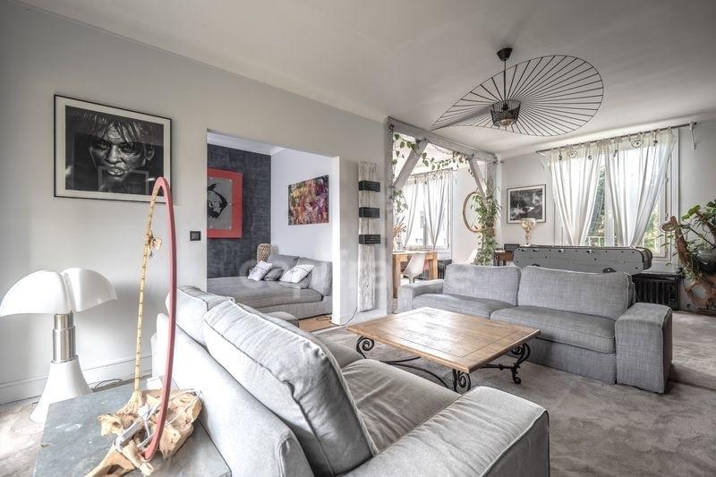 Maison - 180 m² - 8 pièces