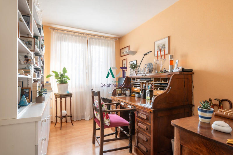 Maison - 92 m² - 5 pièces