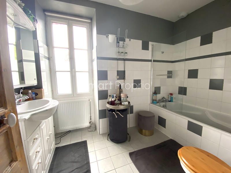 Maison - 140 m² - 6 pièces