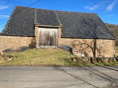 Maison - 288 m² - 2 pièces