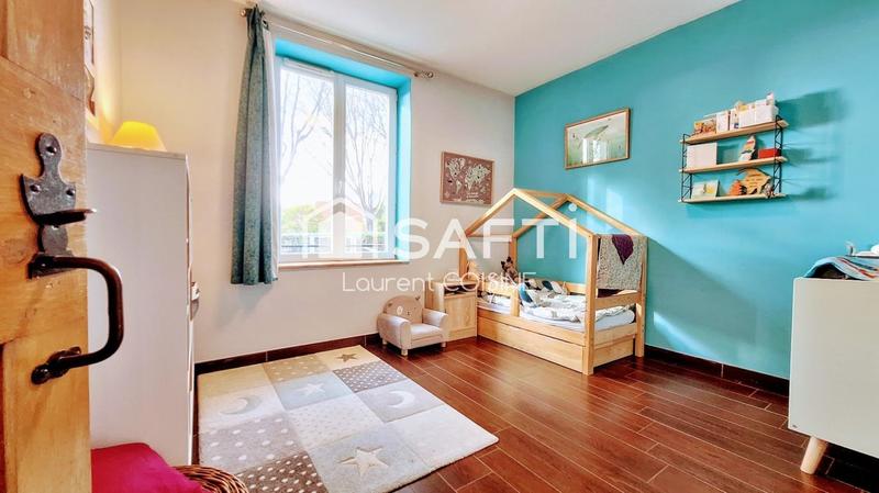 Maison - 238 m² - 6 pièces