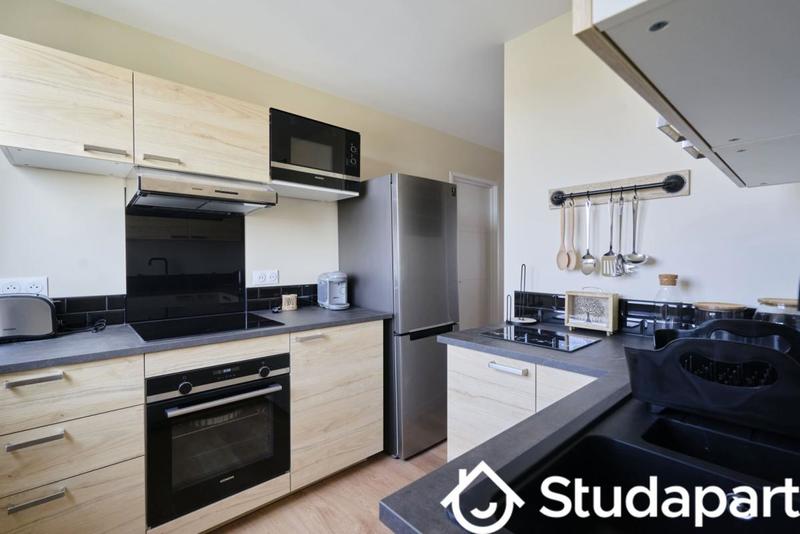 Chambre - 12 m² - 1 pièce