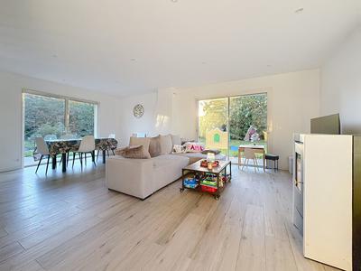 Maison - 150 m² - 7 pièces