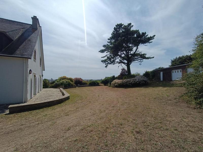 Maison - 265 m² - 8 pièces