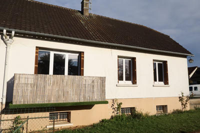 Maison - 98 m² - 5 pièces