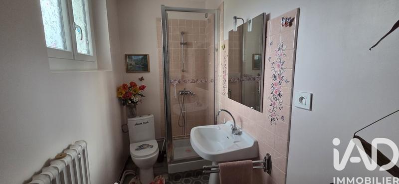 Maison - 232 m² - 9 pièces