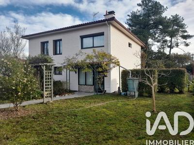 Maison - 121 m² - 4 pièces