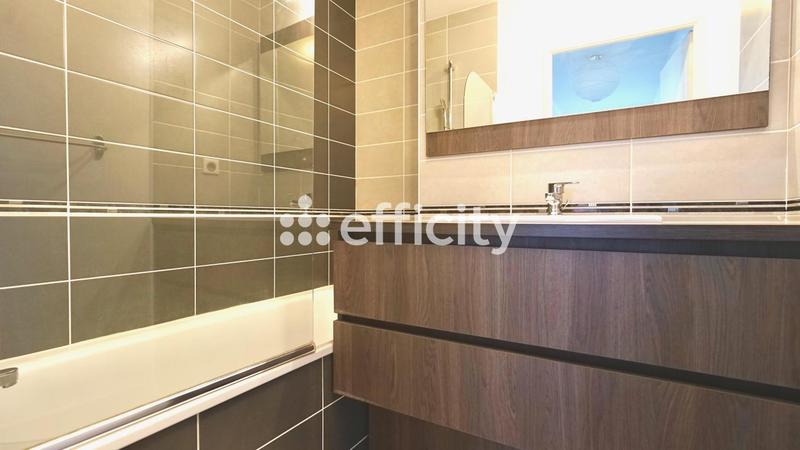 Appartement - 82 m² - 4 pièces