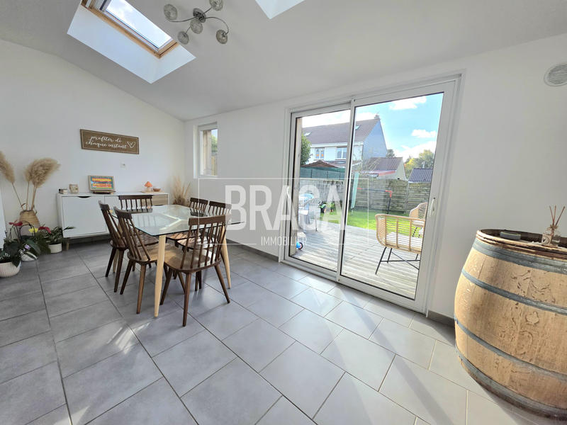 Maison - 82 m² - 4 pièces