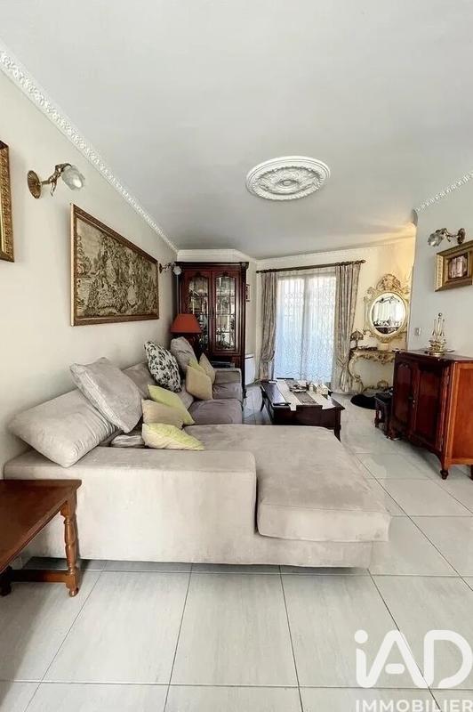 Maison - 102 m² - 5 pièces