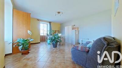 Maison - 217 m² - 6 pièces