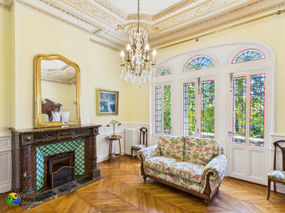 Demeure - 400 m² - 10 pièces