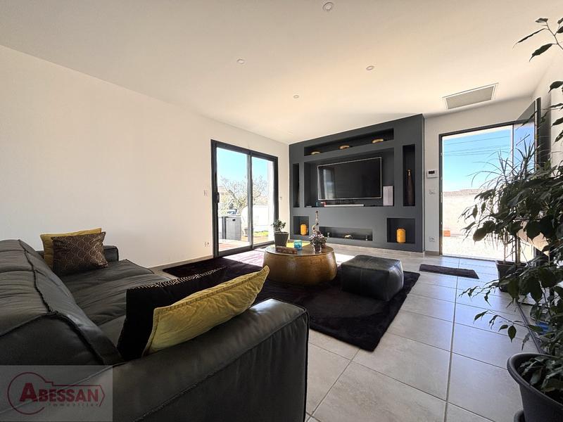 Villa - 90 m² - 4 pièces