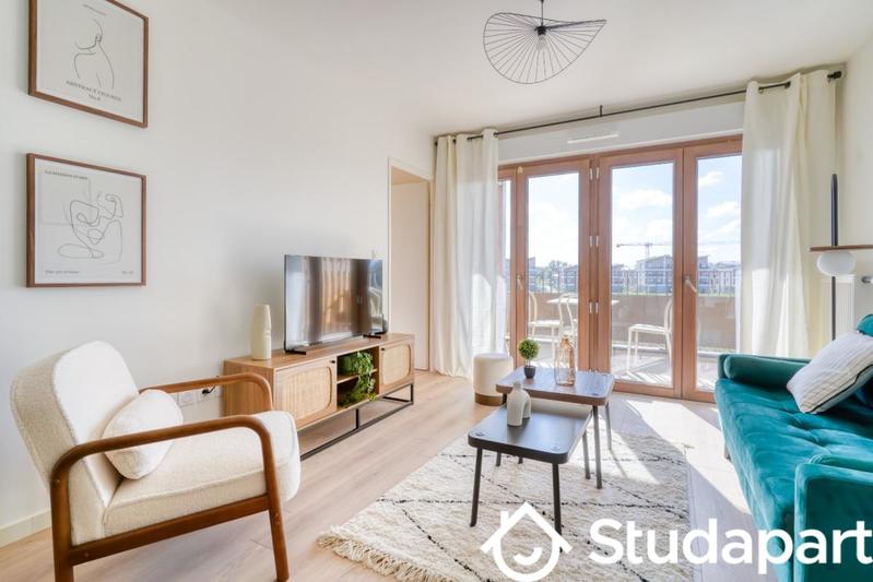 Chambre - 9 m² - 1 pièce