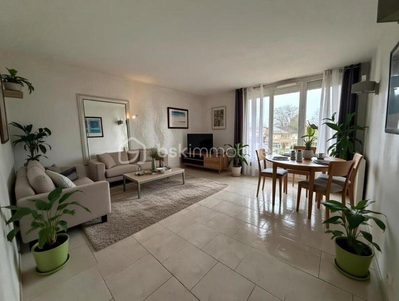 Appartement - 62 m² - 3 pièces