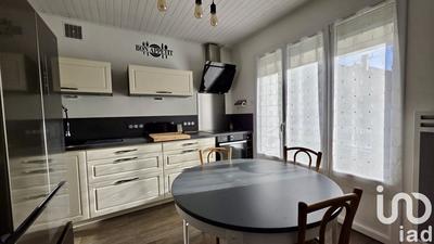 Maison - 85 m² - 5 pièces
