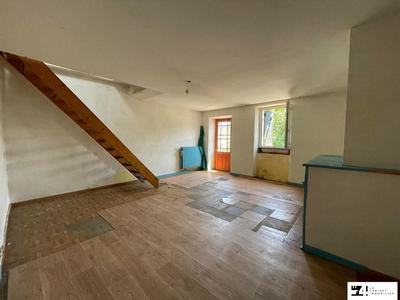 Maison traditionnelle - 100 m² - 4 pièces