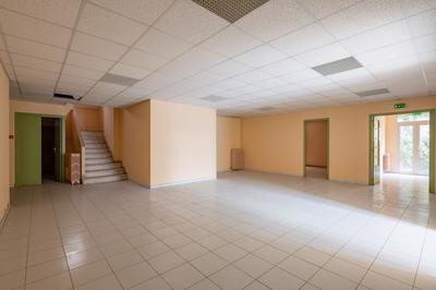 Bureau - 254 m² - 7 pièces