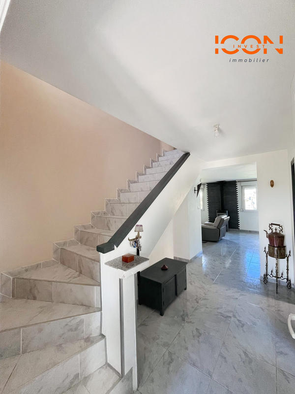 Maison contemporaine - 135 m² - 7 pièces