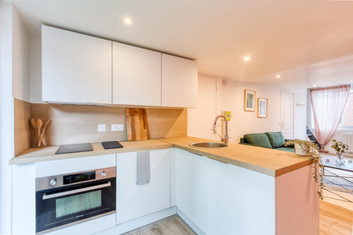 Studio - 25 m² - 1 pièce