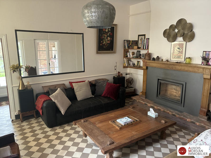 Maison ancienne - 235 m² - 12 pièces