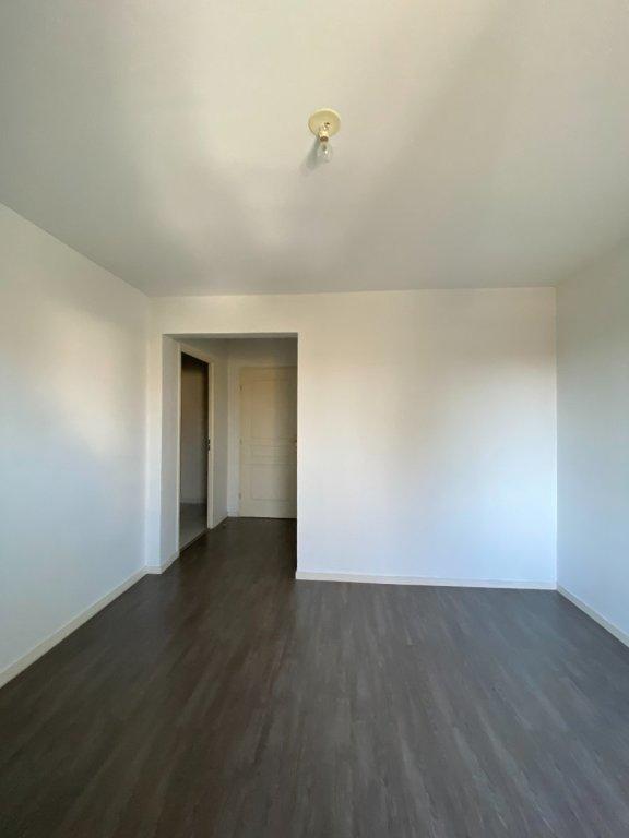 Appartement - 105 m² - 4 pièces