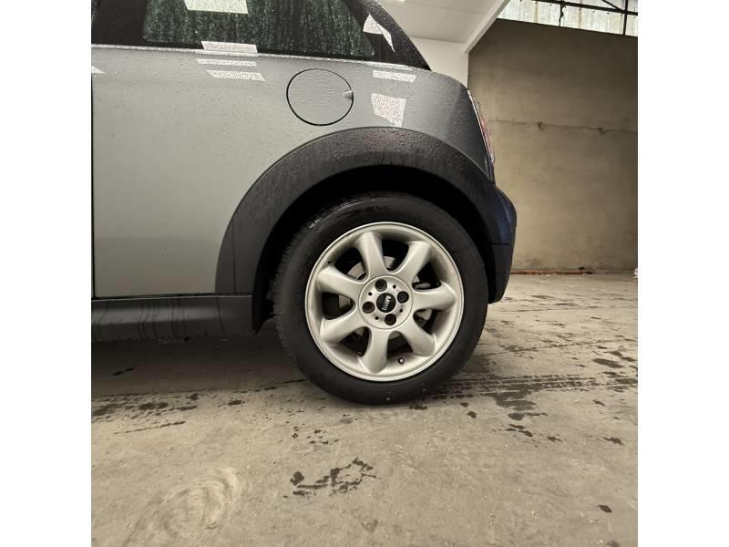 Mini Mini Hatch 1.6i - 120 Cooper Pack Chili