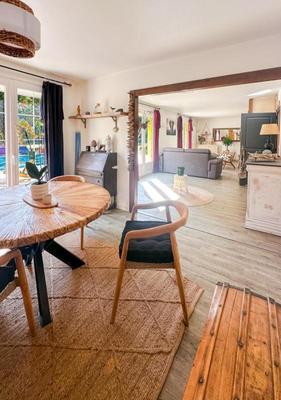 Maison traditionnelle - 162 m² - 6 pièces