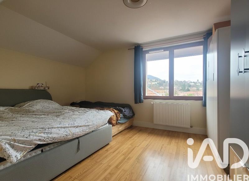 Maison - 214 m² - 6 pièces