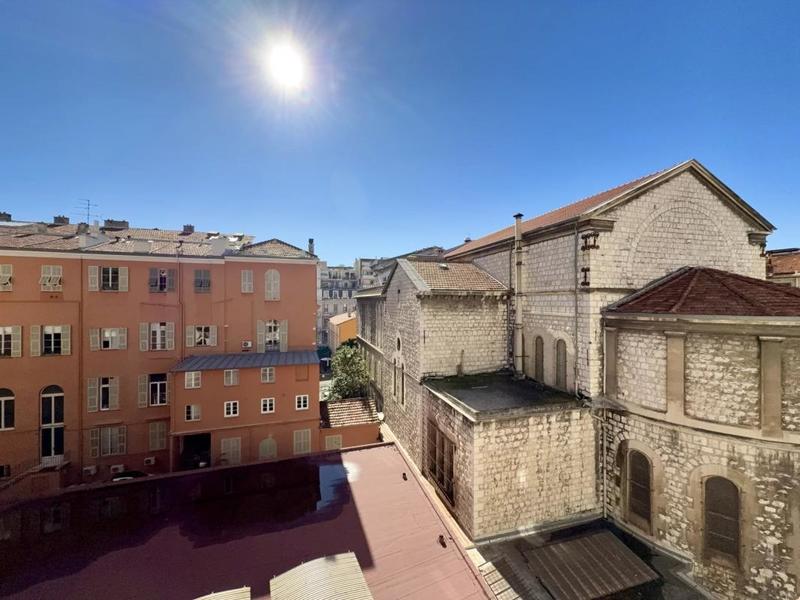 Appartement - 83 m² - 3 pièces