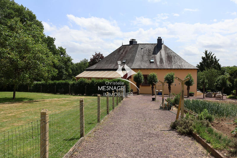 Maison - 151 m² - 7 pièces