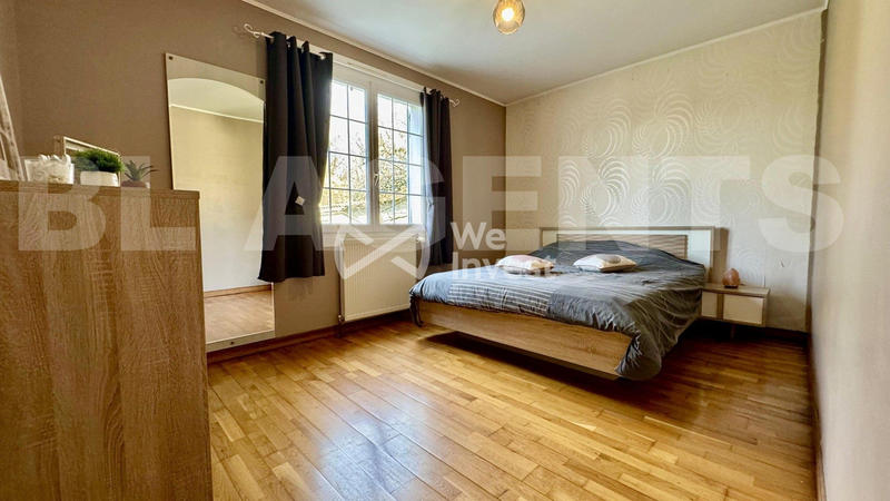 Maison - 150 m² - 5 pièces