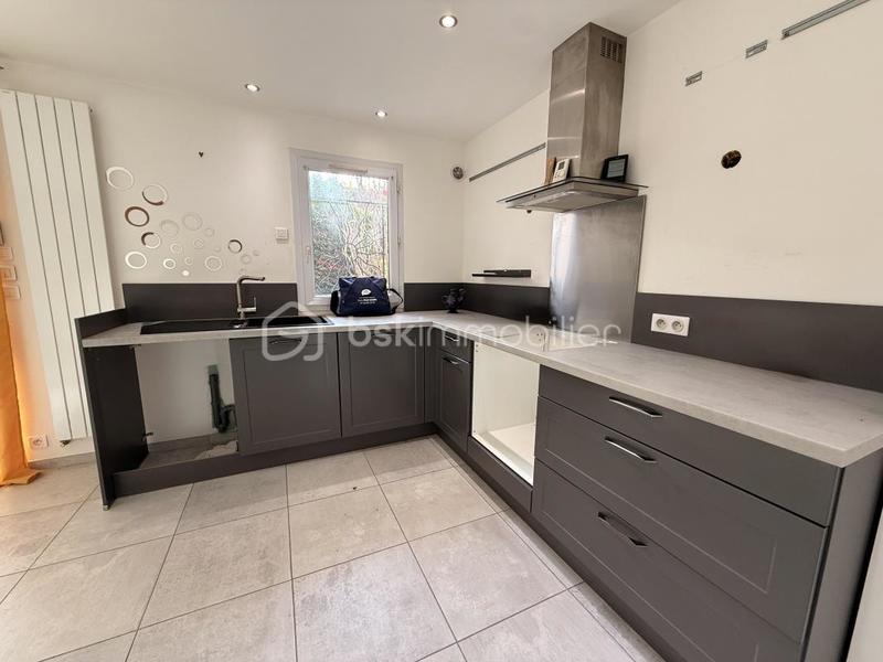 Pavillon - 100 m² - 5 pièces