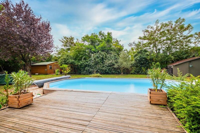 Maison traditionnelle - 153 m² - 6 pièces