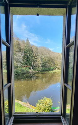 Maison - 300 m² - 10 pièces