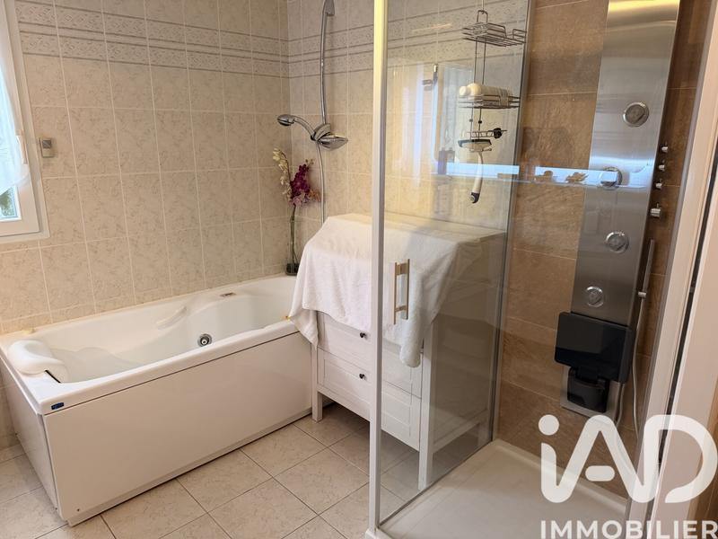 Appartement - 157 m² - 5 pièces