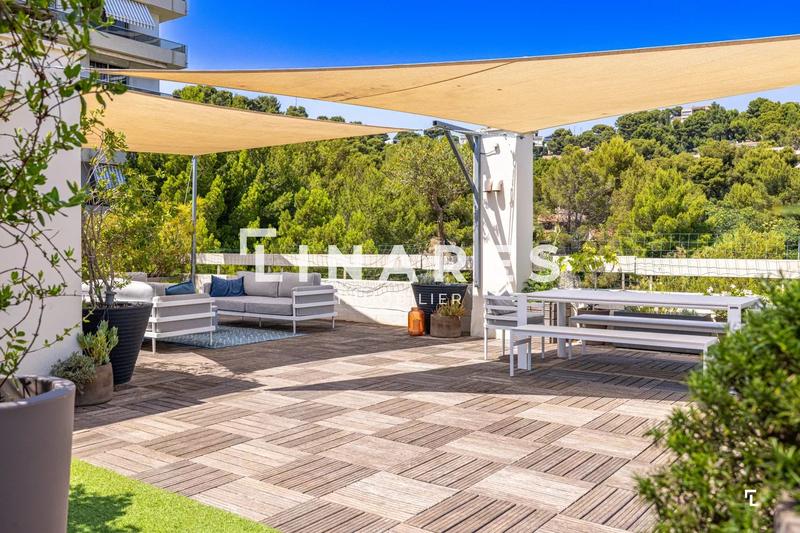 Appartement - 126 m² - 5 pièces