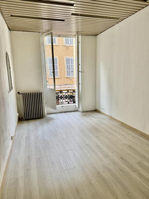 Appartement - 136 m² - 5 pièces
