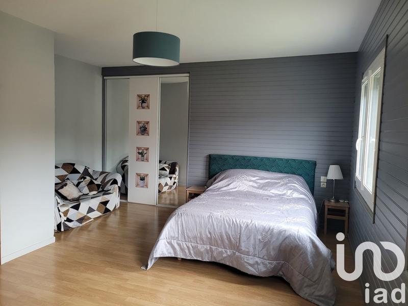 Maison - 248 m² - 8 pièces