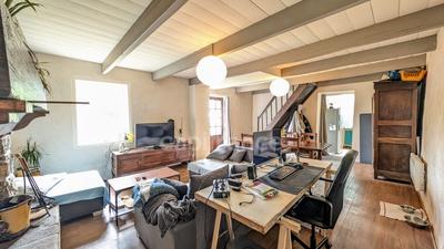 Maison en pierre - 60 m² - 2 pièces