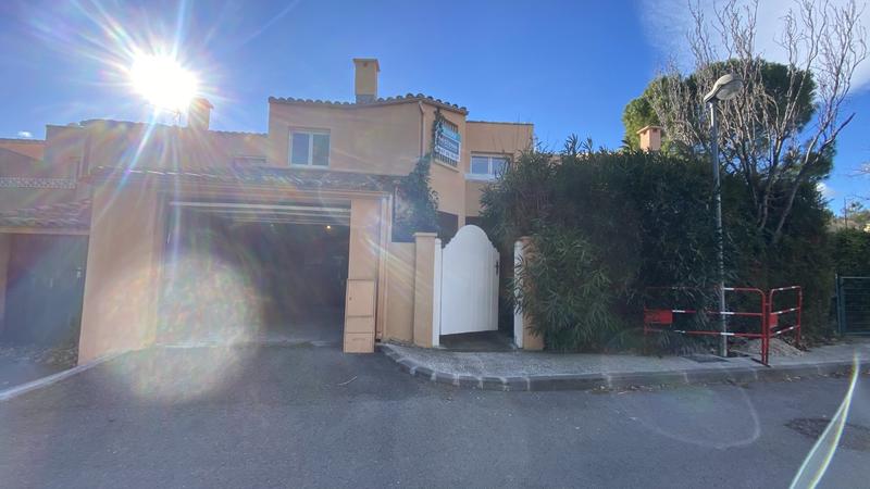 Maison - 109 m² - 5 pièces