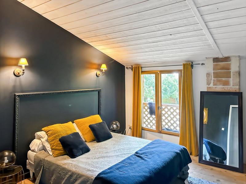 Maison - 682 m² - 20 pièces